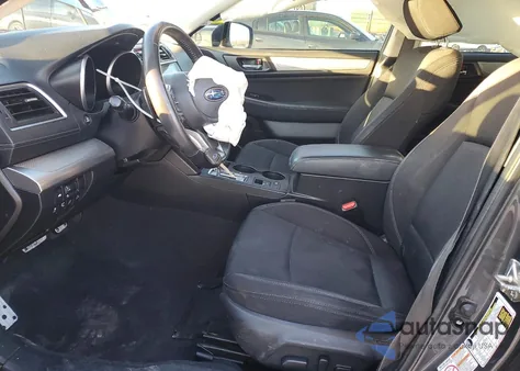 2018 Subaru Legacy 2.5I Premium z USA, uszkodzony, nr VIN 4S3BNAF6XJ3028819